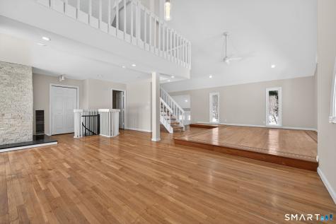 44 Chamberlain Hill Road Middletown CT 06457