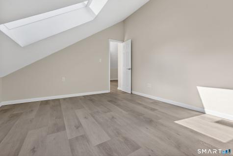 44 Chamberlain Hill Road Middletown CT 06457