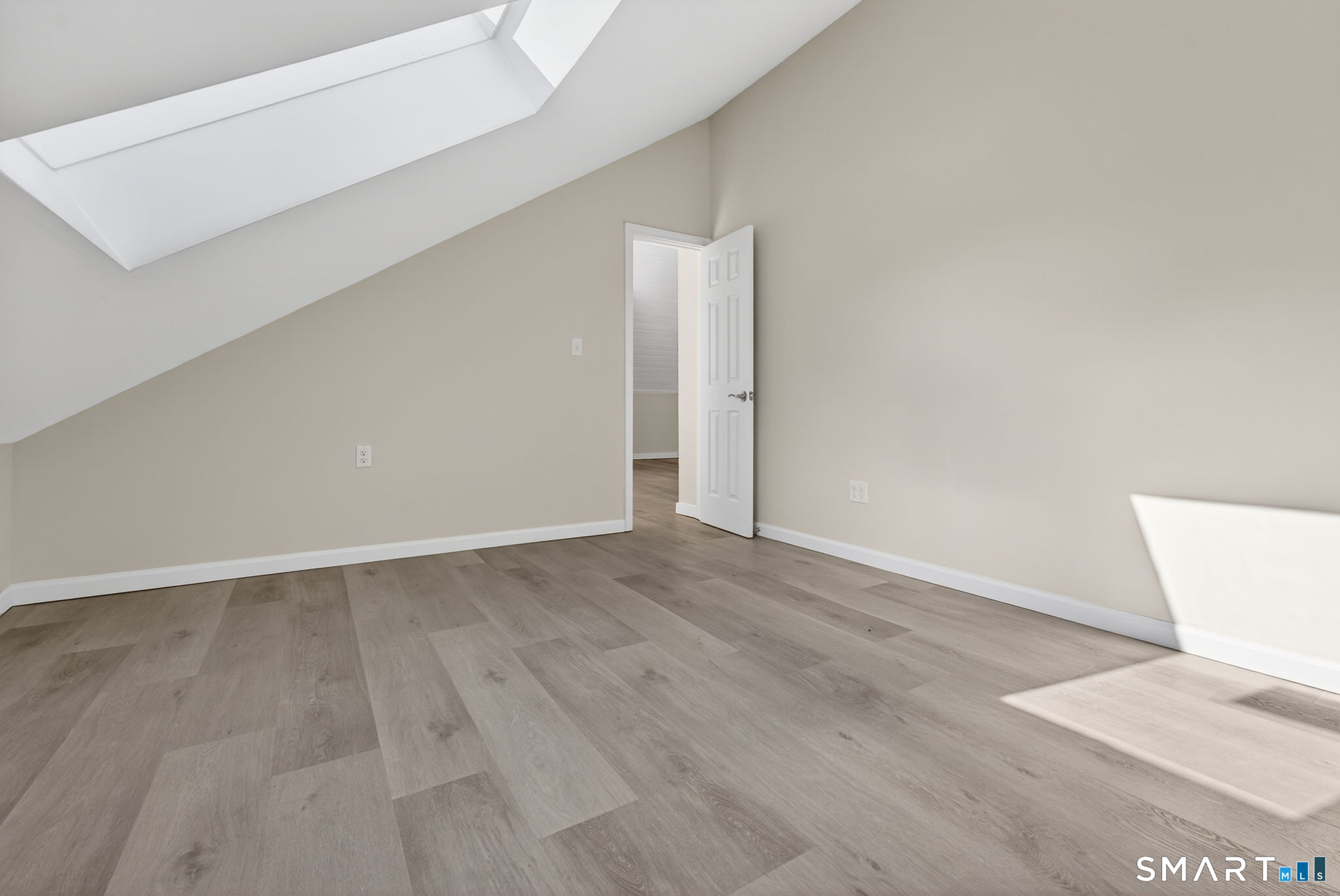 44 Chamberlain Hill Road Middletown CT 06457