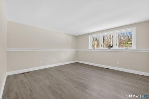 44 Chamberlain Hill Road Middletown CT 06457