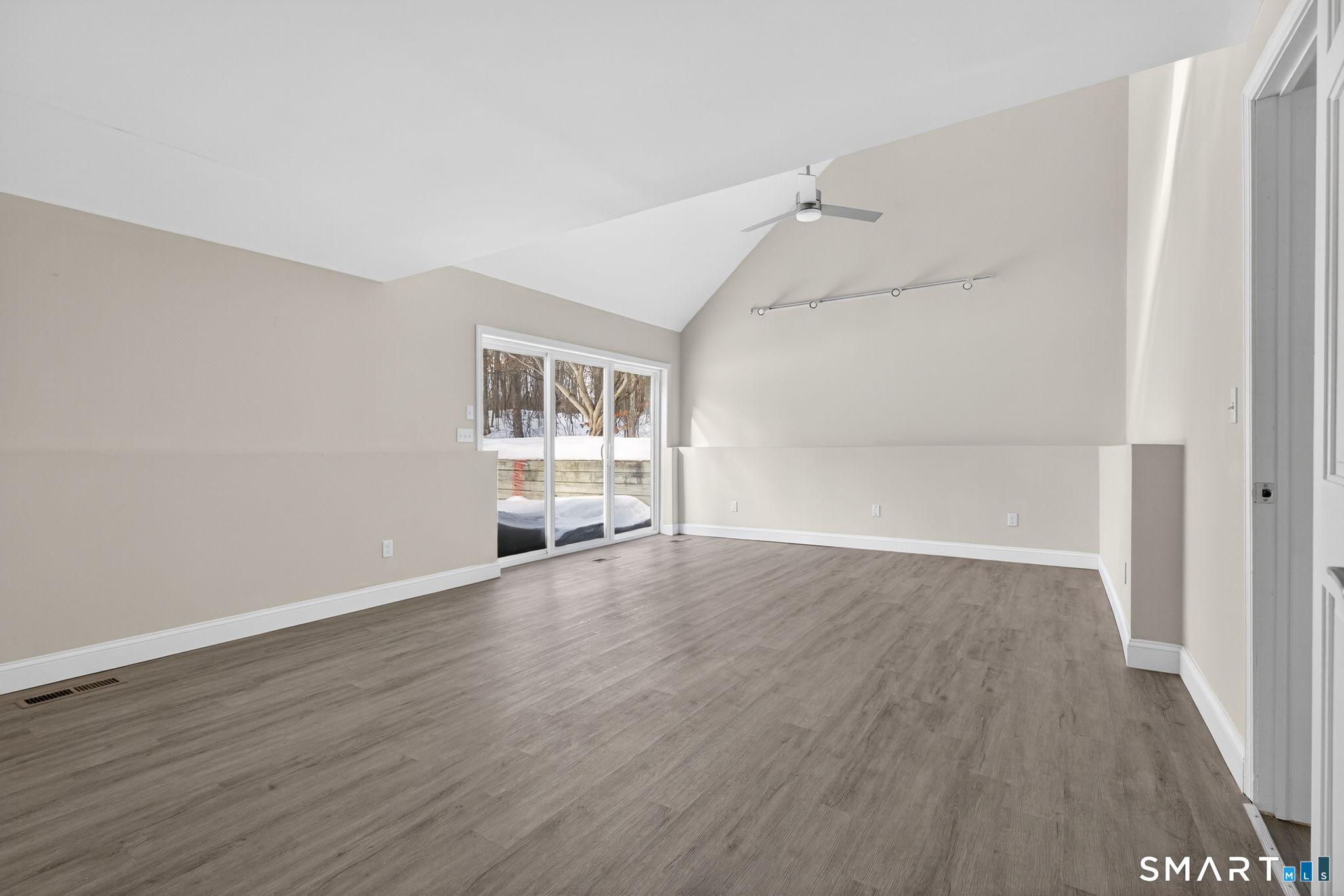 44 Chamberlain Hill Road Middletown CT 06457