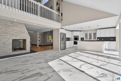 44 Chamberlain Hill Road Middletown CT 06457