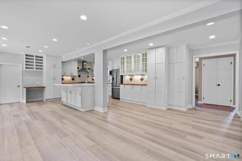 45 Woodridge Circle Trumbull CT 06611