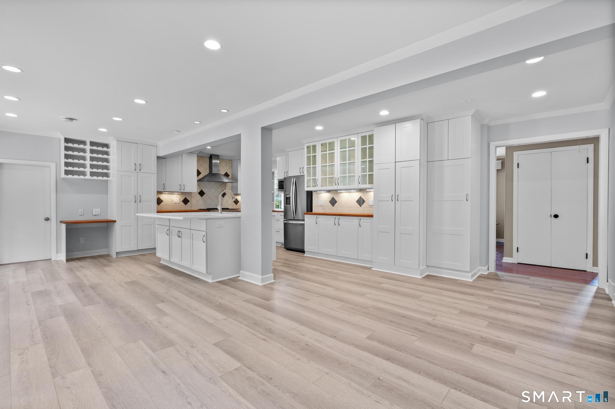 45 Woodridge Circle Trumbull CT 06611