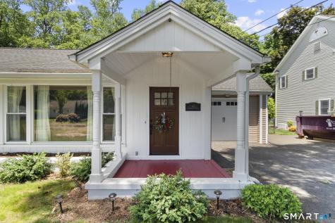 45 Woodridge Circle Trumbull CT 06611