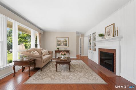 45 Woodridge Circle Trumbull CT 06611