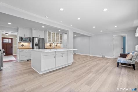 45 Woodridge Circle Trumbull CT 06611