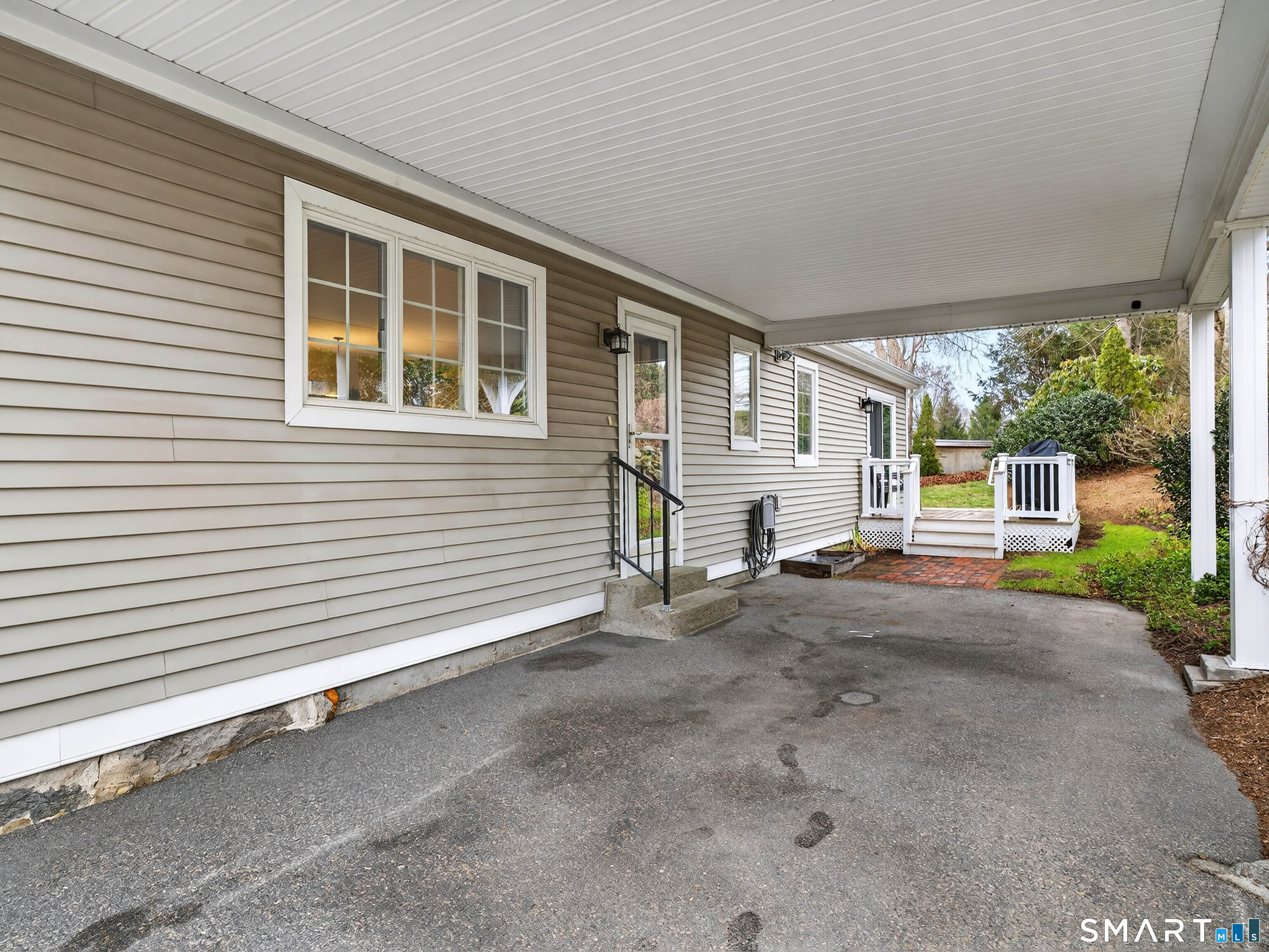 99 Main Street Stonington CT 06378