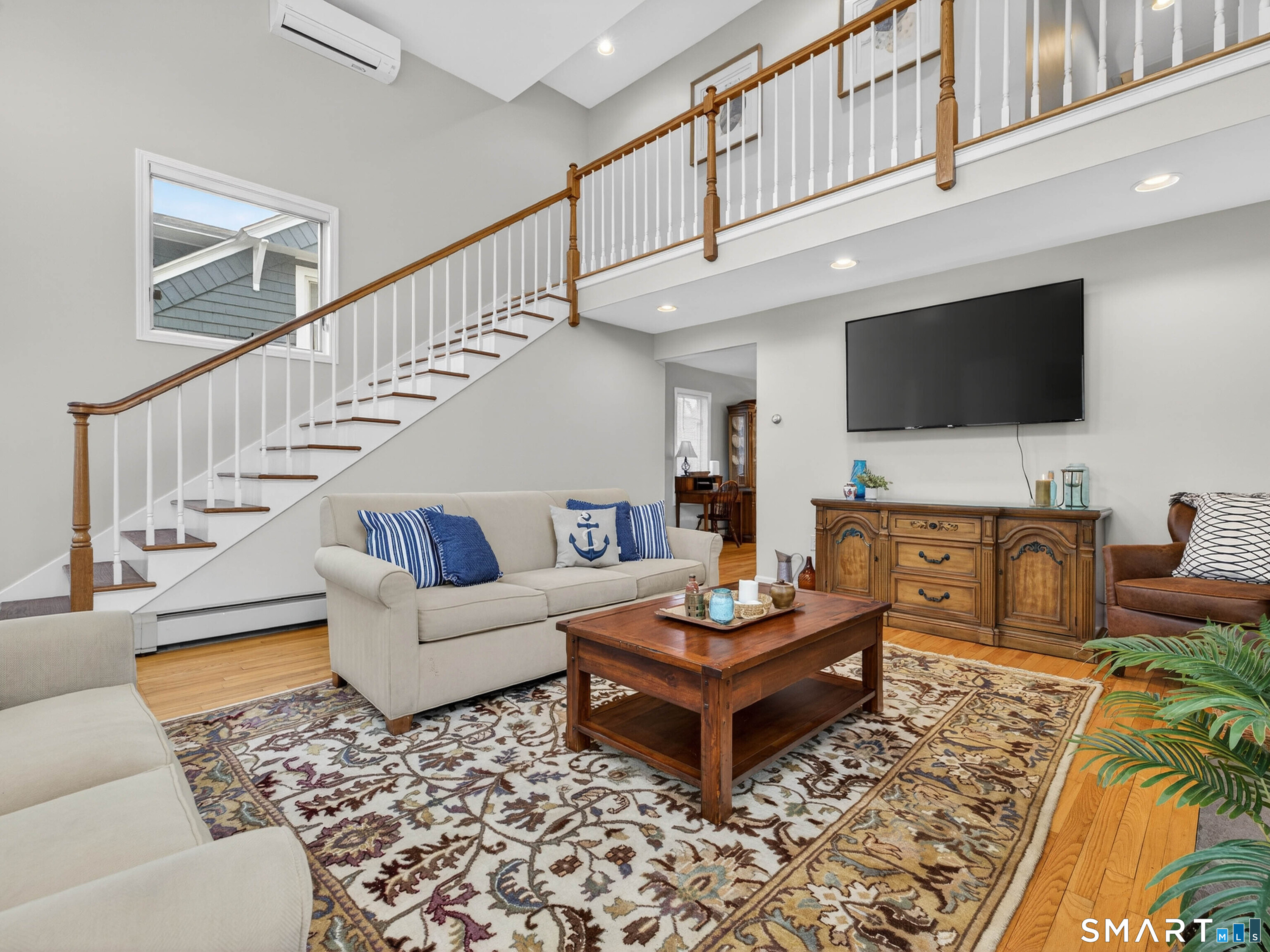 99 Main Street Stonington CT 06378