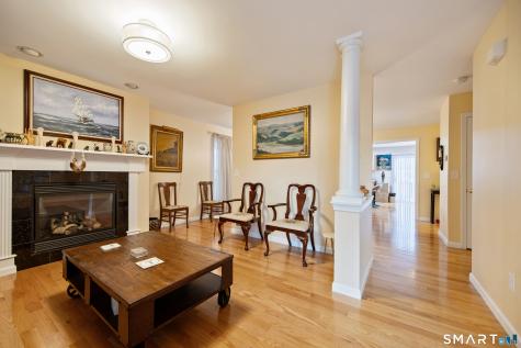 27 Amber Place Waterbury CT 06705