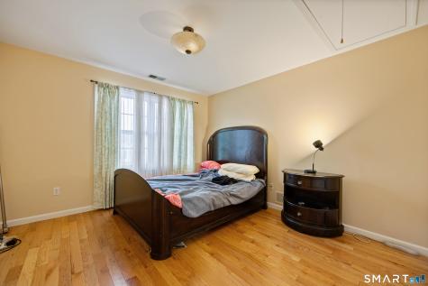 27 Amber Place Waterbury CT 06705