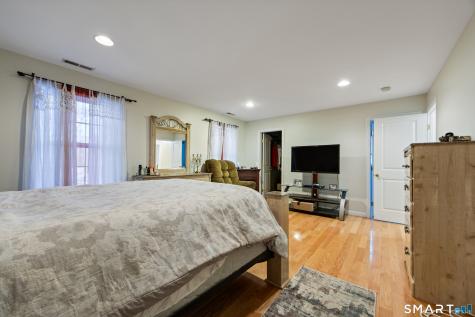 27 Amber Place Waterbury CT 06705