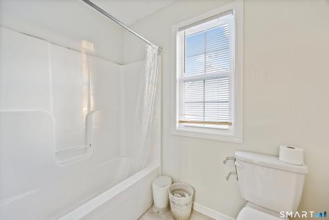 27 Amber Place Waterbury CT 06705