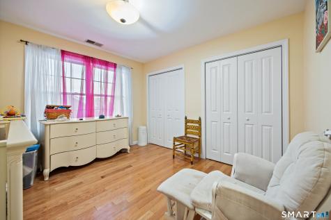 27 Amber Place Waterbury CT 06705