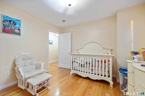 27 Amber Place Waterbury CT 06705