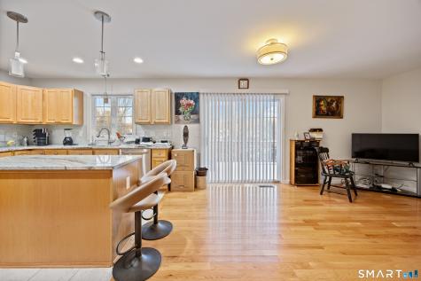 27 Amber Place Waterbury CT 06705