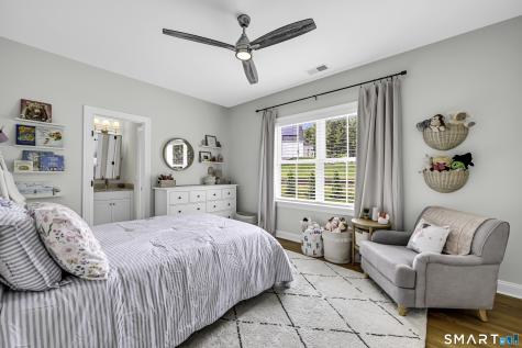 3 Newcastle Place Farmington CT 06085