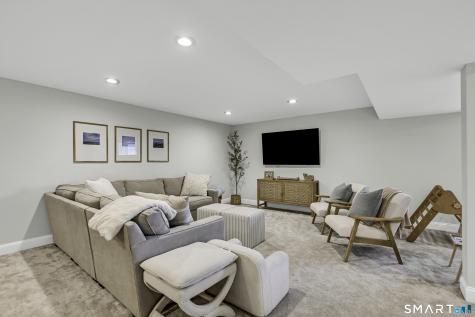 3 Newcastle Place Farmington CT 06085