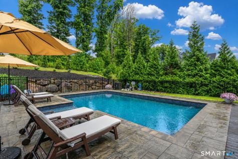 3 Newcastle Place Farmington CT 06085