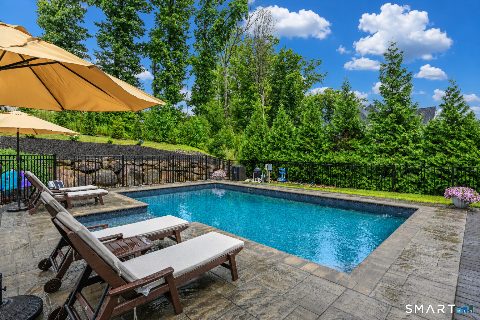 3 Newcastle Place Farmington CT 06085