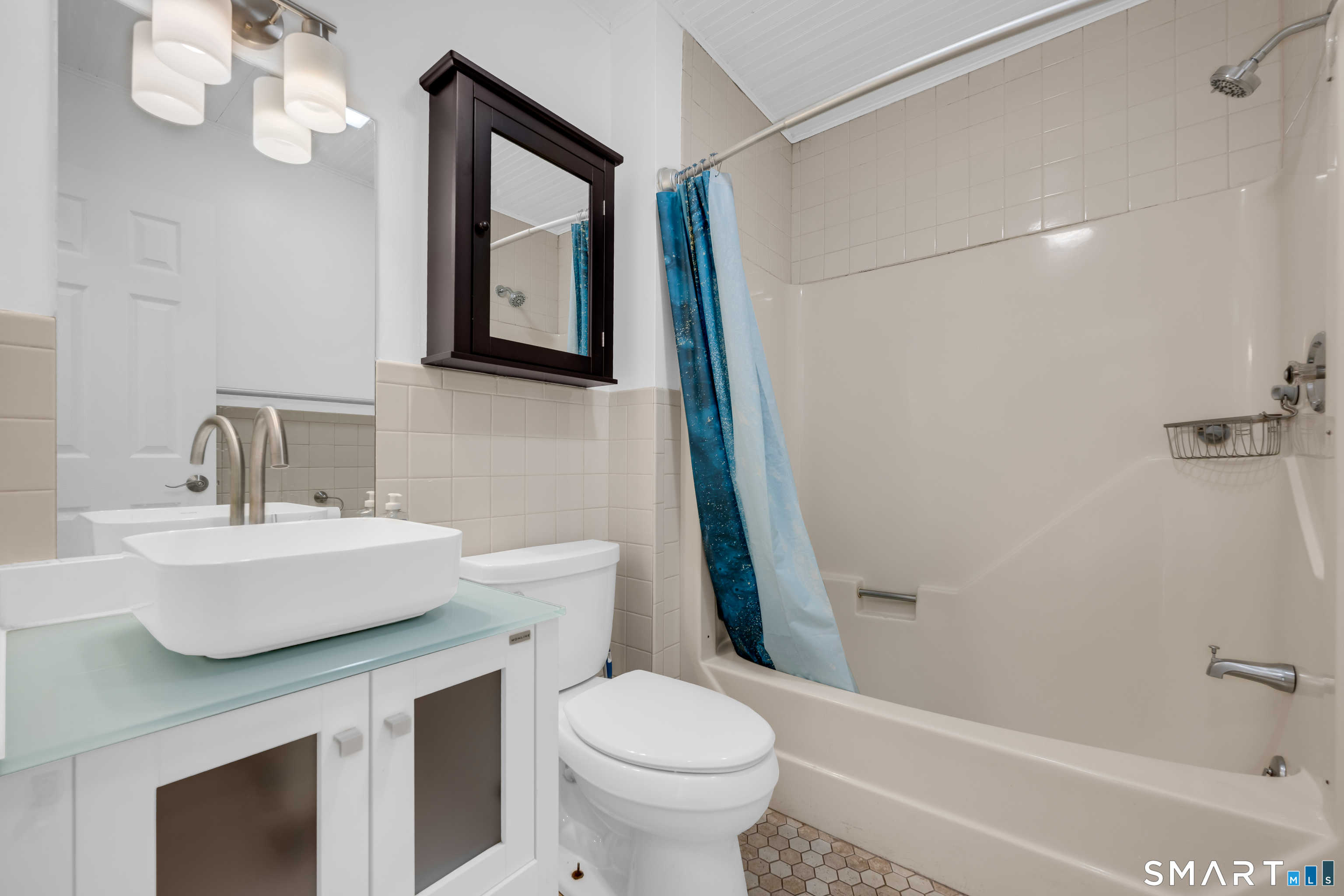 98 Greenwood Street Watertown CT 06795