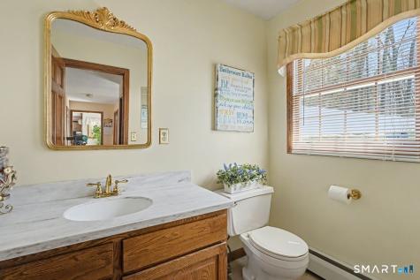 13 Fitzmaurice Circle Windsor CT 06095