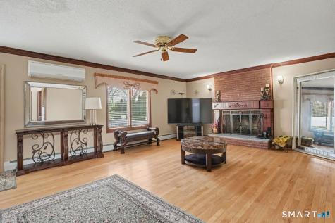 13 Fitzmaurice Circle Windsor CT 06095