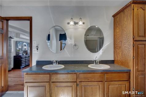 13 Fitzmaurice Circle Windsor CT 06095