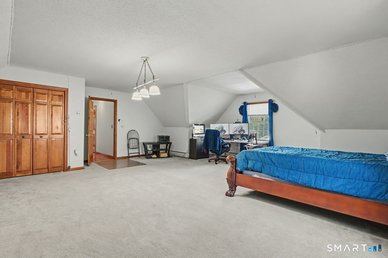 13 Fitzmaurice Circle Windsor CT 06095