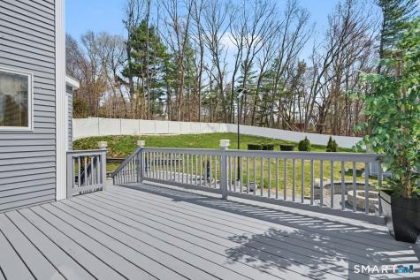 13 Fitzmaurice Circle Windsor CT 06095