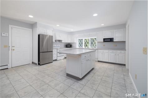 34 Briarcliffe Trail Old Saybrook CT 06475