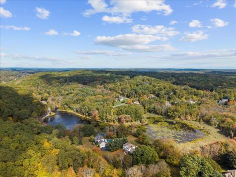 49 Quarter Horse Drive Monroe CT 06468