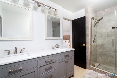 6 Daniels Drive Danbury CT 06811