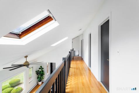 6 Daniels Drive Danbury CT 06811