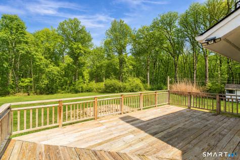 6 Daniels Drive Danbury CT 06811