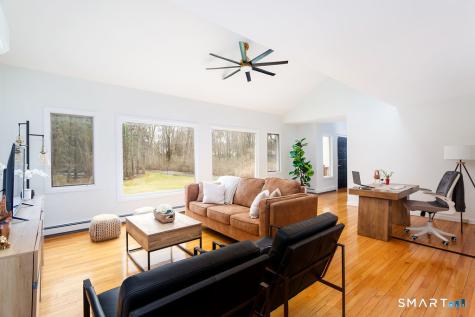 6 Daniels Drive Danbury CT 06811