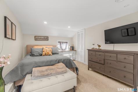 214 Pumpkin Hill Road New Milford CT 06776