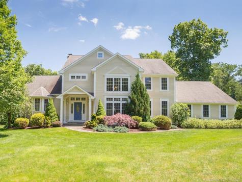 64 Charolais Way Burlington CT 06013