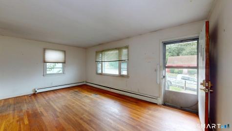 35 Sunset Street New London CT 06320