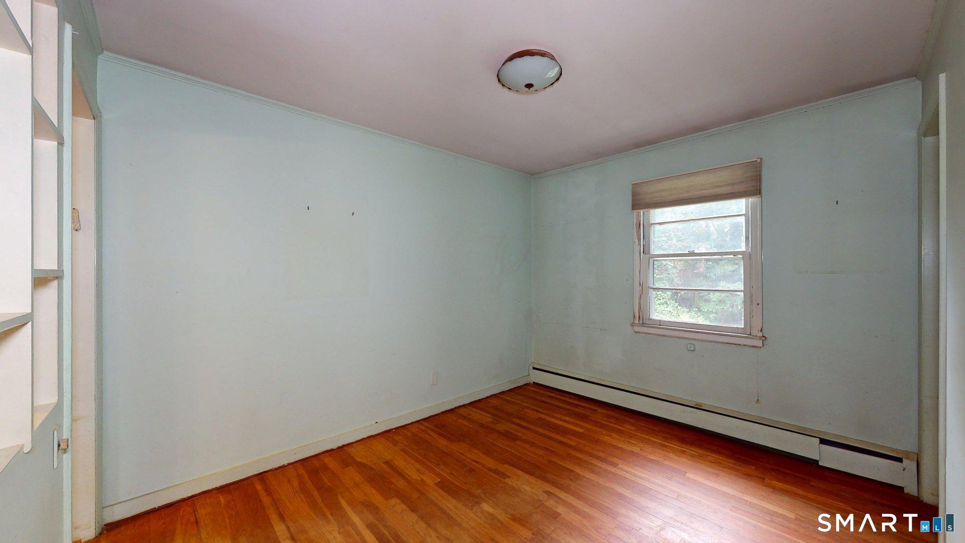 35 Sunset Street New London CT 06320