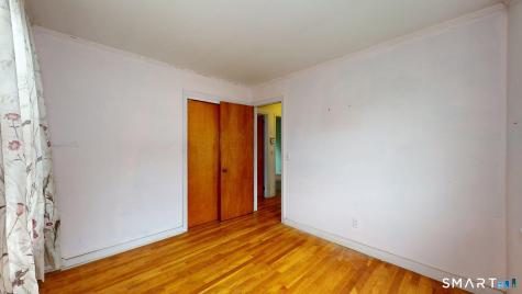 35 Sunset Street New London CT 06320