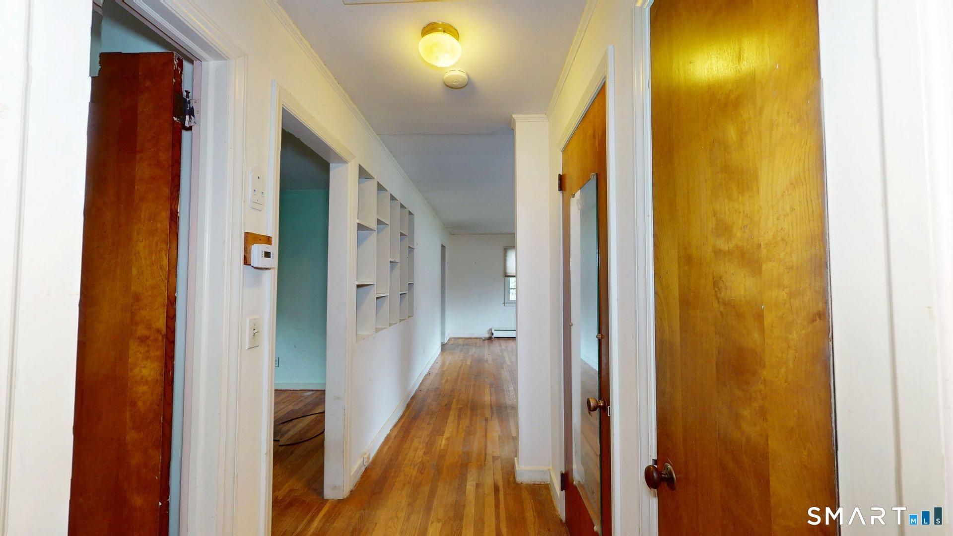 35 Sunset Street New London CT 06320