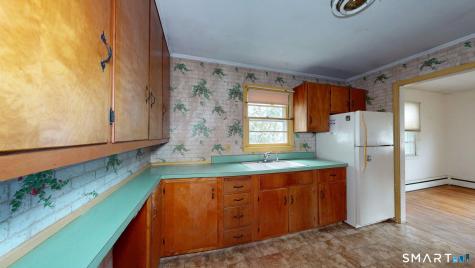 35 Sunset Street New London CT 06320