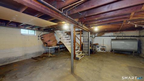 35 Sunset Street New London CT 06320