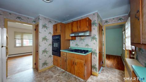 35 Sunset Street New London CT 06320