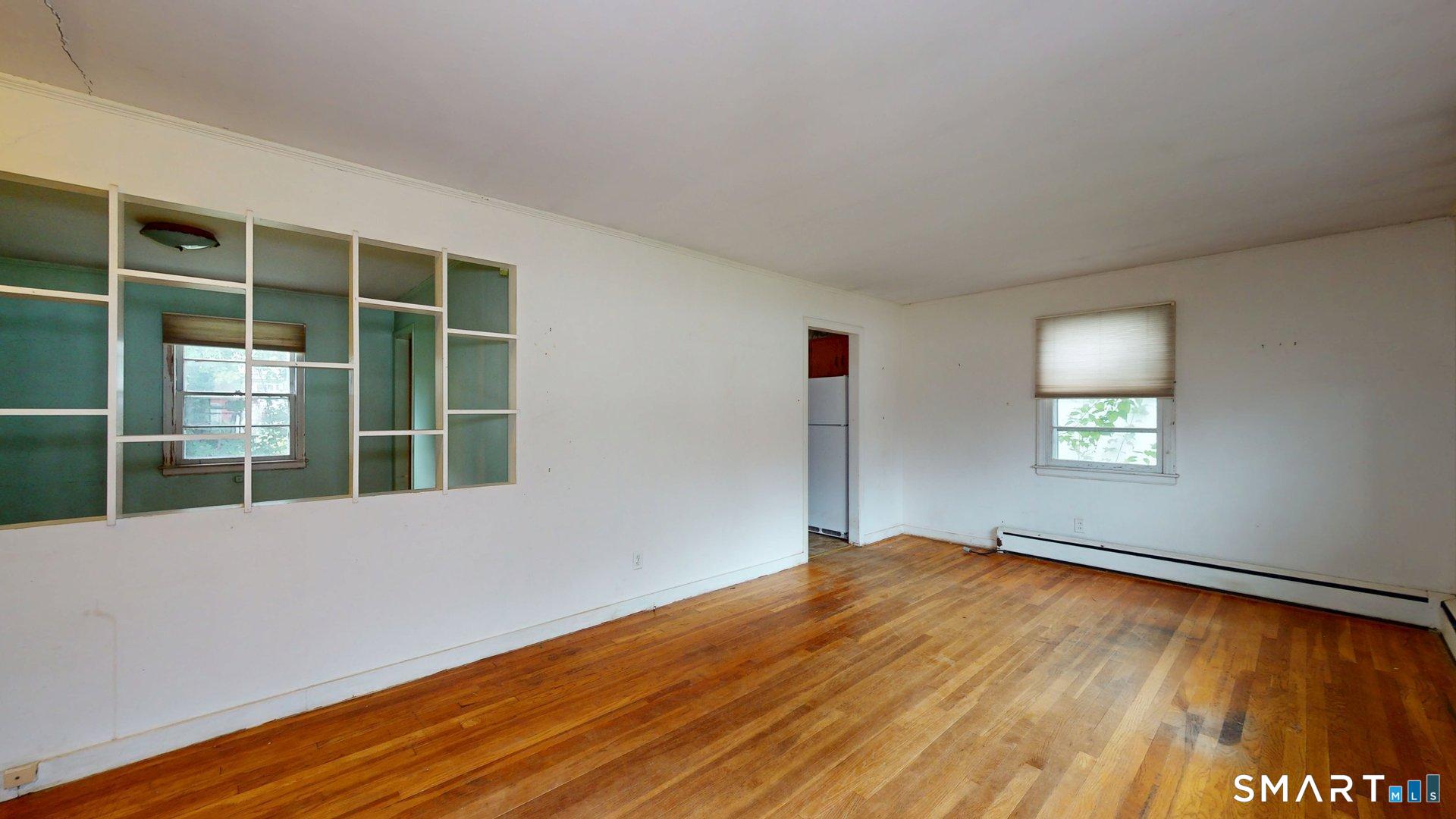35 Sunset Street New London CT 06320
