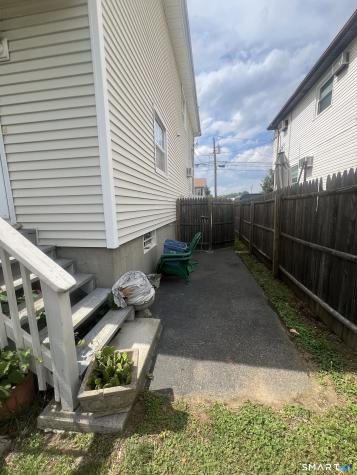153 Shell Street Bridgeport CT 06605