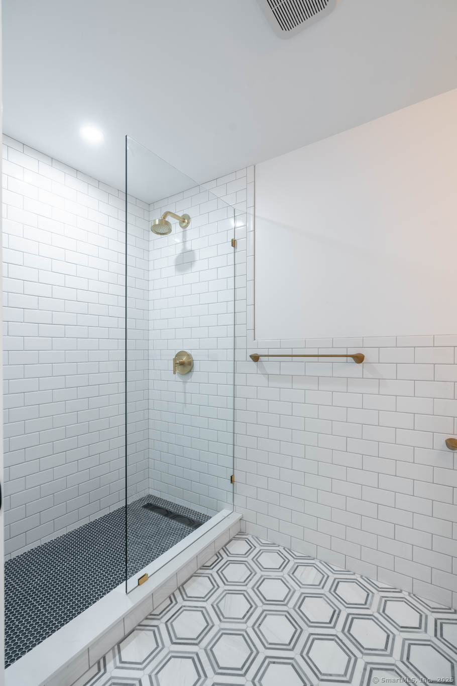 228 Pattonwood Drive Southington CT 06489