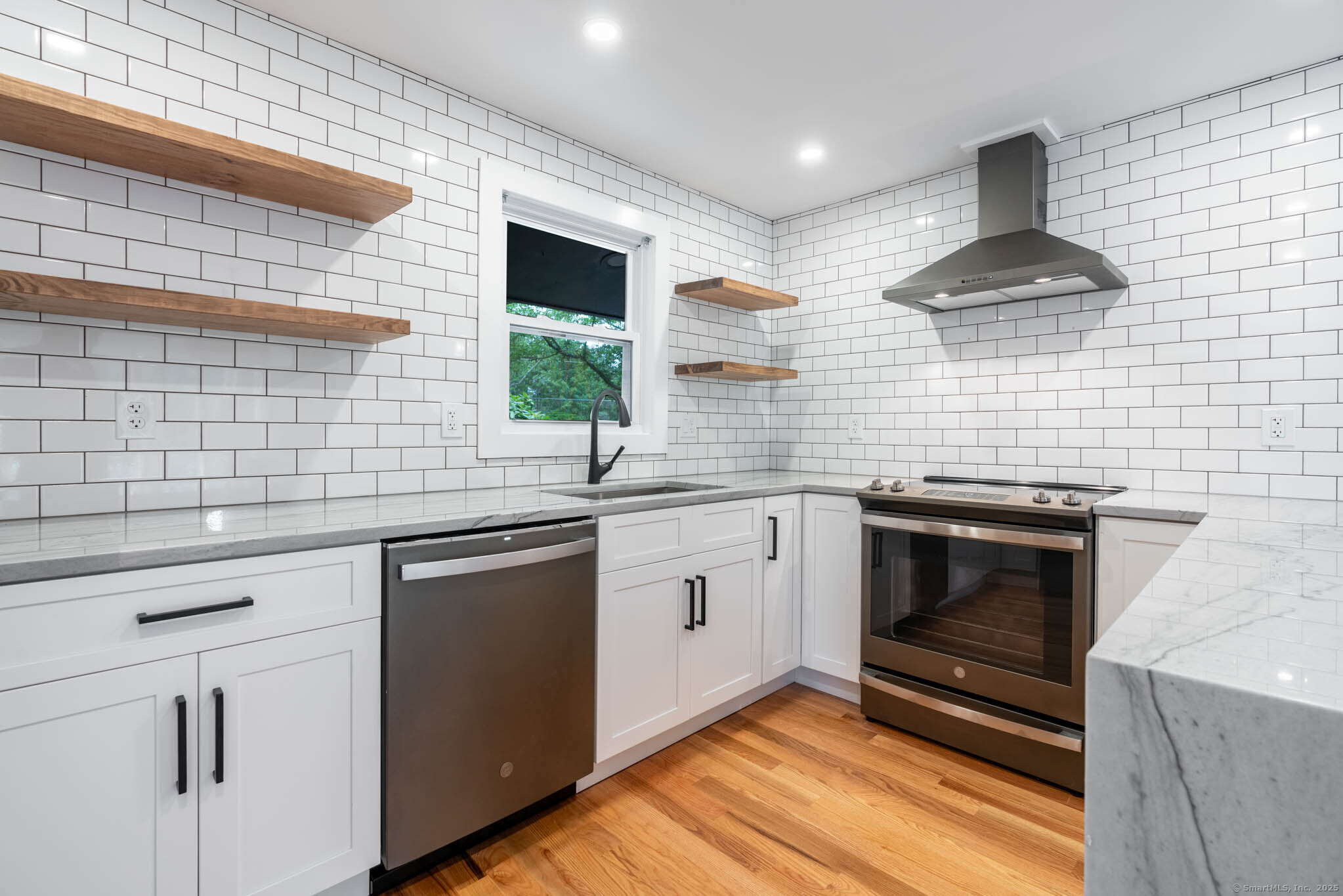 228 Pattonwood Drive Southington CT 06489