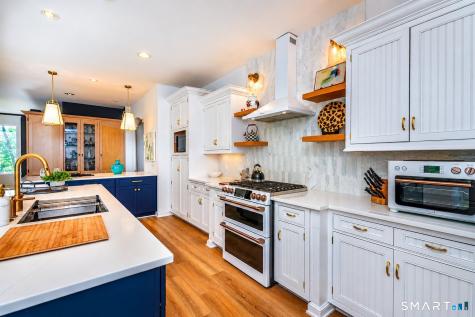 15 Alpine Drive New Fairfield CT 06812